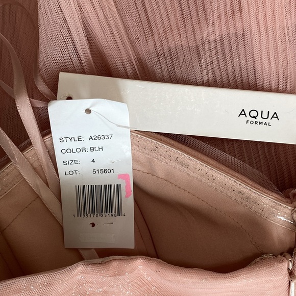 NWT AQUA Cut Out Ruffle Tiered Gown Dress Size 4 - Picture 6 of 8